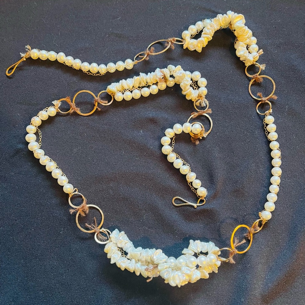 Melissa Joy Manning Pearl and gold necklace - Picture 12 of 16